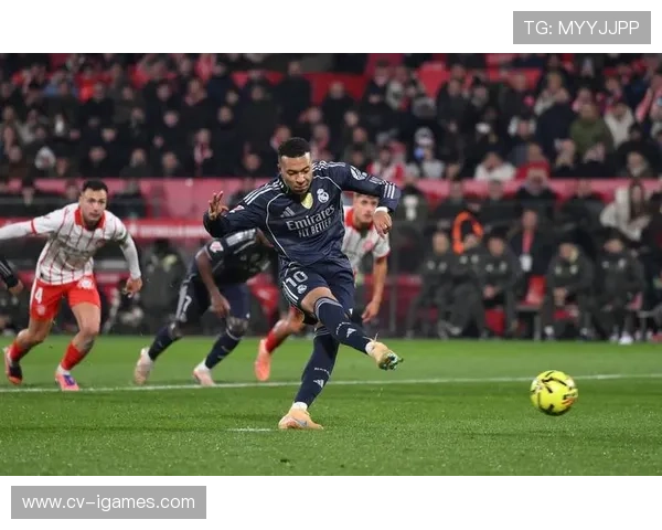 赫罗纳多名主力伤缺，范德贝克与维特塞尔归期未定